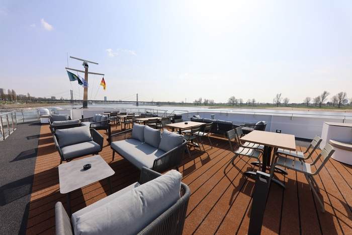Viva Cruises Viva One - Sun Deck.jpg